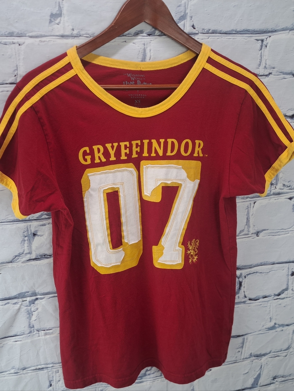 Harry Potter Universal Studio T-Shirt Ringer Tee Stitched Wizarding World XS